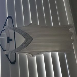 WHITE HOUSE BLACK MARKET XS white shirt with beaded neckline